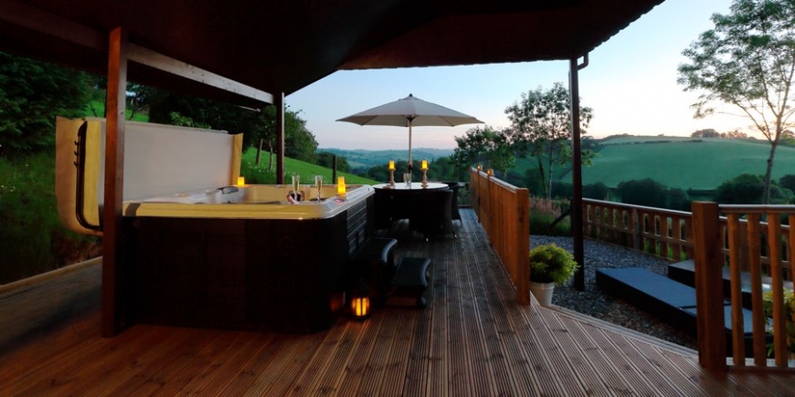 Upper Gelli Lodge | A luxury hot tub cottage in Wales