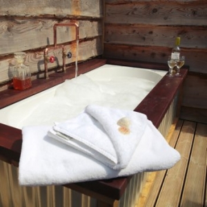 Devon Romantic Holiday Cottages by the beach | Amity