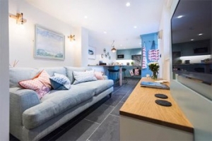 Pet Friendly Holiday Cottages For Two Romantic Retreats