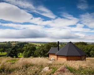 Yorkshire Dales dog friendly romantic glamping for couples Nidderdale | Little Seed Field