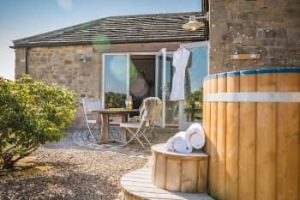 Romantic Cottages For Two With A Hot Tub Romantic Retreats