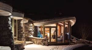 Luxury Highland Retreats for Two with sauna | Curved Stone House Ullapool