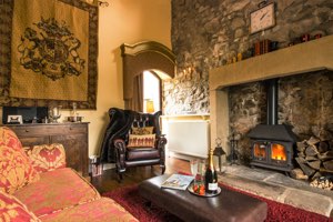 Peak District Cottages for Couples | Candle Cottage