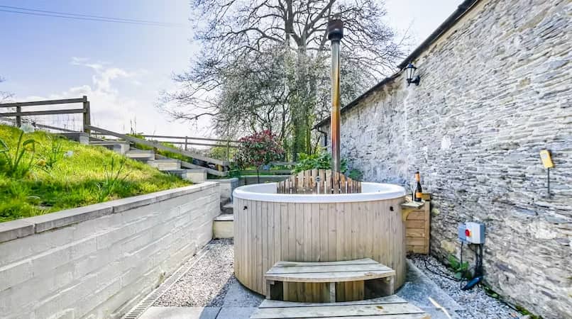 The Old Apple Store, Tamar Valley