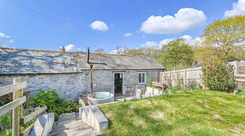 The Old Apple Store, Tamar Valley