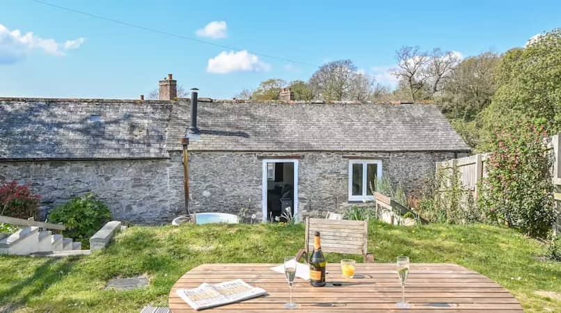The Old Apple Store, Tamar Valley