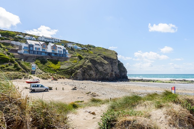 No.6 The Beach, nr Truro