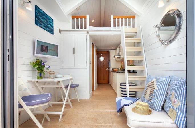 Romantic Coastal Cottages Devon Shaldon Beach Hut