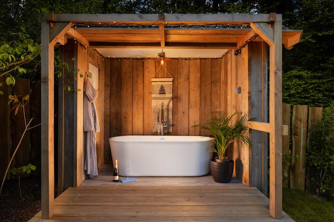 Somerset Hot Tub Cottage for Couples Glamping The Hide